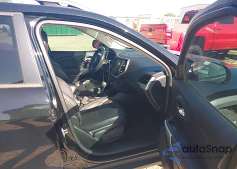 2018 Jeep Cherokee Trailhawk 4X4 from USA, damaged, VIN 1C4PJMBX5JD513090